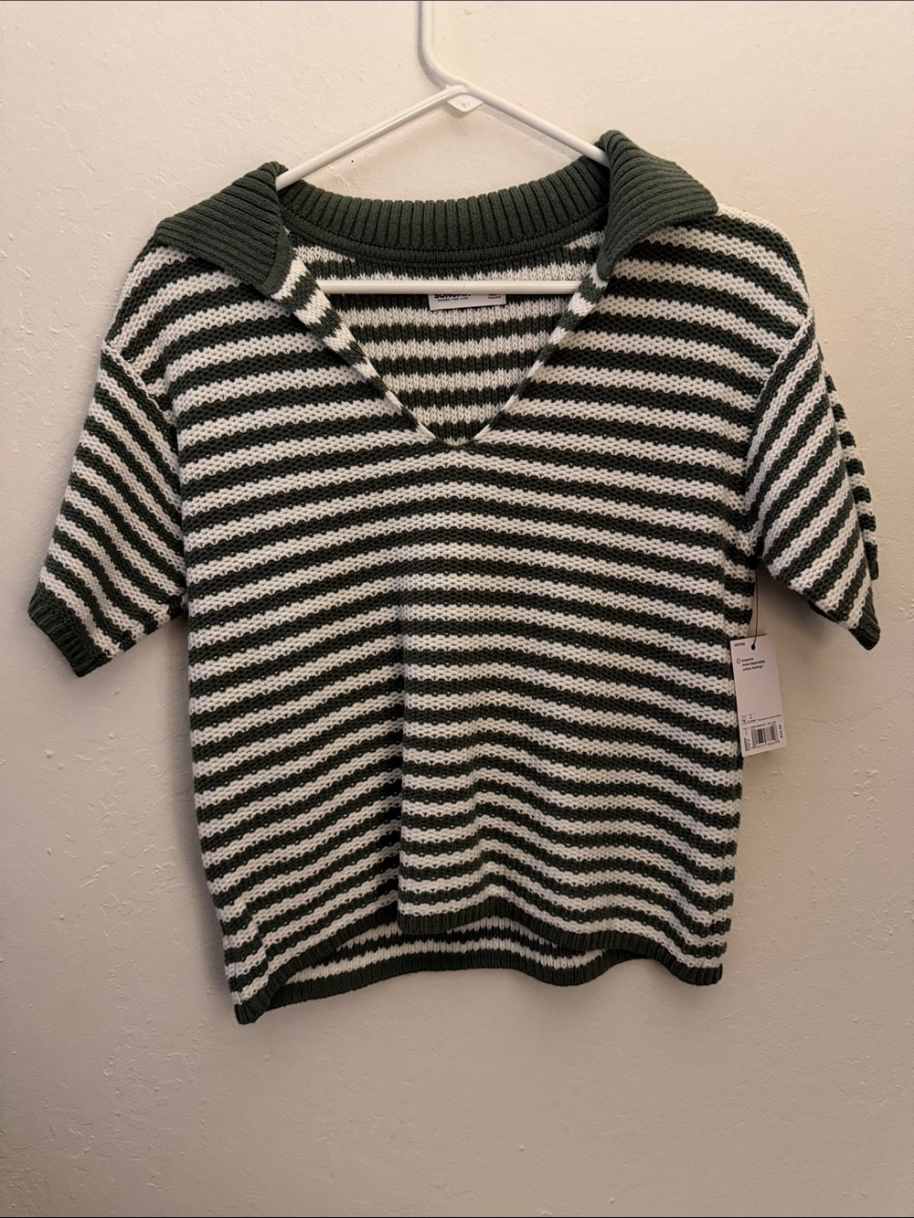 NWT Sonoma Goods For Life Green & White Striped Short Sleeve Collared Sweater